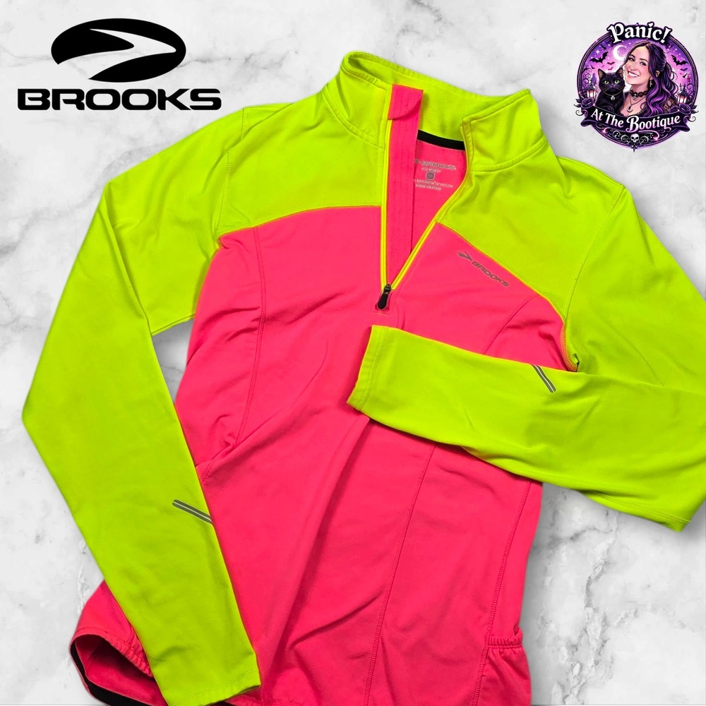 Brooks Equilibrium Running Jacket Women Medium Pink Yellow 1/4 Zip Fitness Sport